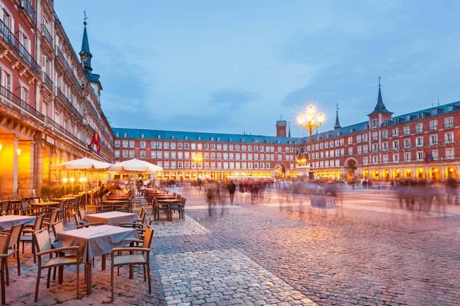 Madrid’s Walking Tour: A Food Tasting Journey - Starting at the Encarnación monastery