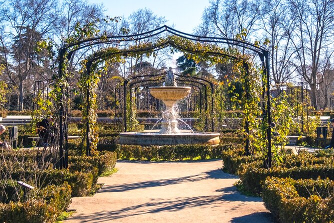 Madrid Scavenger Hunt and Sights Self-Guided Tour - Who will enjoy this Madrid walk most