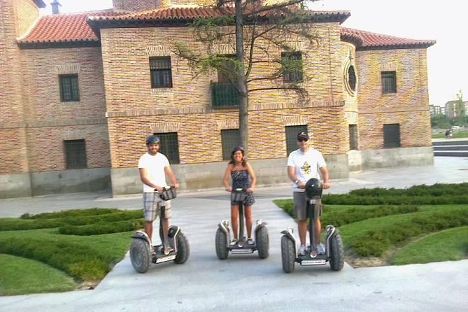 Madrid Segway: 2h Casa Campo Off Road Tour - The guides and the human side of the ride