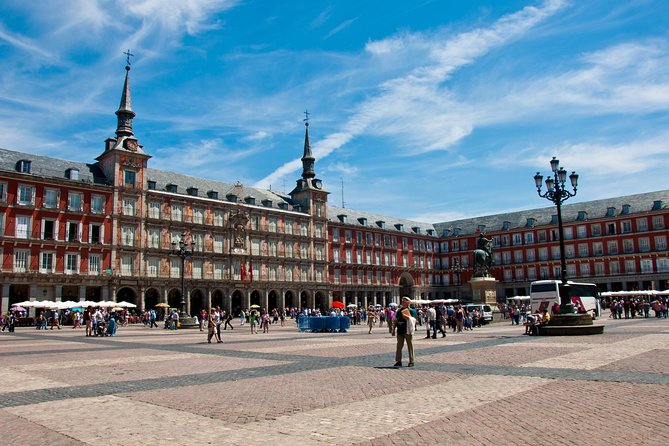 Madrid Sightseeing Tour with Royal Palace Skip the Line Ticket - The Prado District and Madrid’s 18th-Century Rebirth