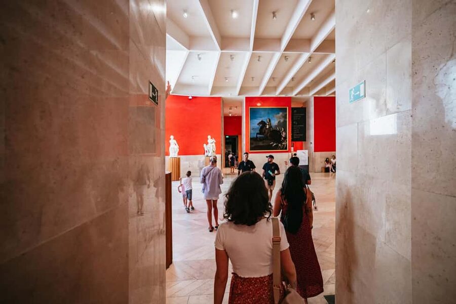 Madrid: Skip-the-Line Prado Museum Guided Tour - Bilingual tours, crowds, and the small print