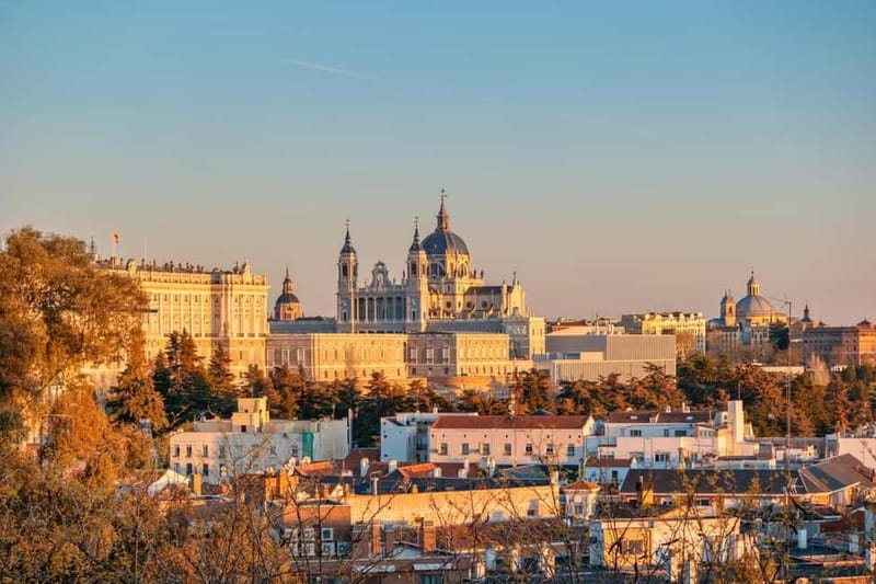 Madrid: Small-group historical walking tour - Finishing at Madrid’s Royal Palace