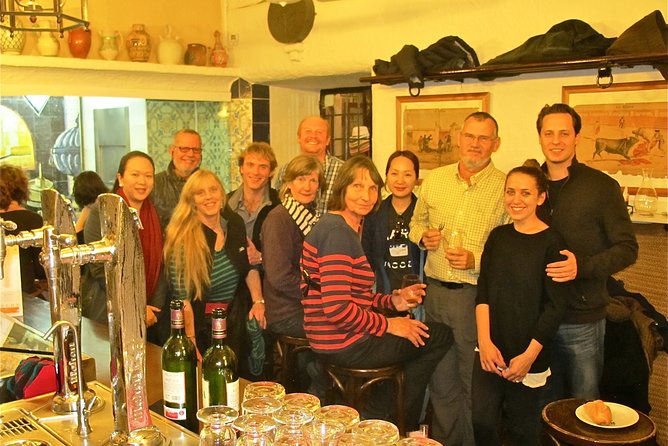 Madrid Small Group Lunchtime Aperitivo and Tapas Walking Tour - Why this Madrid food walk works well at lunchtime