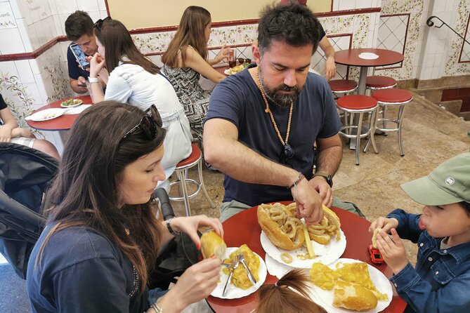 Madrid Street Food Walking Tour in the Plaza Mayor Area - Puerta del Sol and the final hour