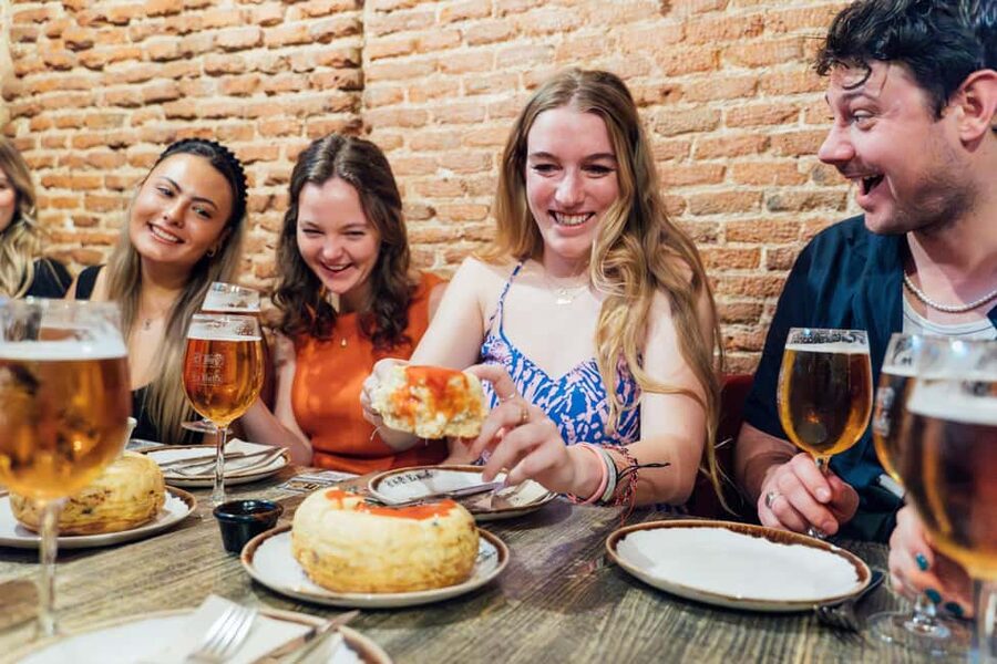 Madrid: Tapas Food Crawl with 6 Tapas and 4 Drinks - What each part of the route adds