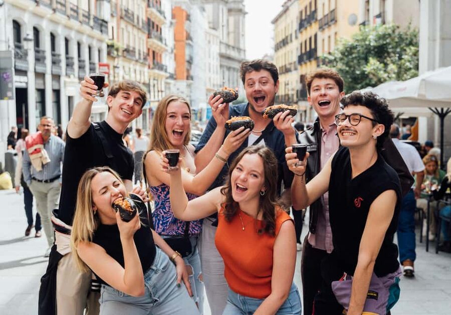 Madrid: Tapas Food Tour with Drinks and Food - Four stops, four different tastes of Madrid