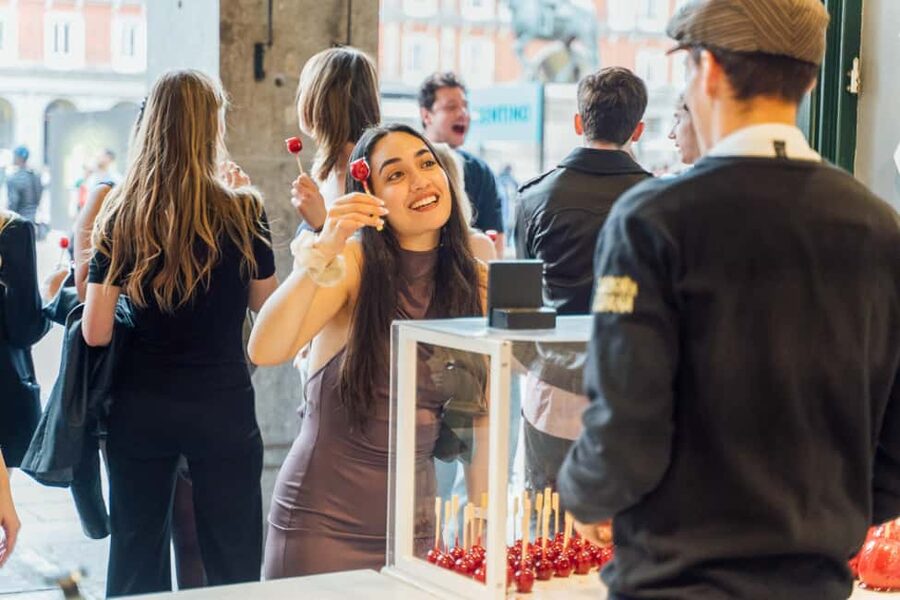 Madrid: Tapas Food Tour with Drinks and Food - Spanish wine, vermouth, and tinto de verano