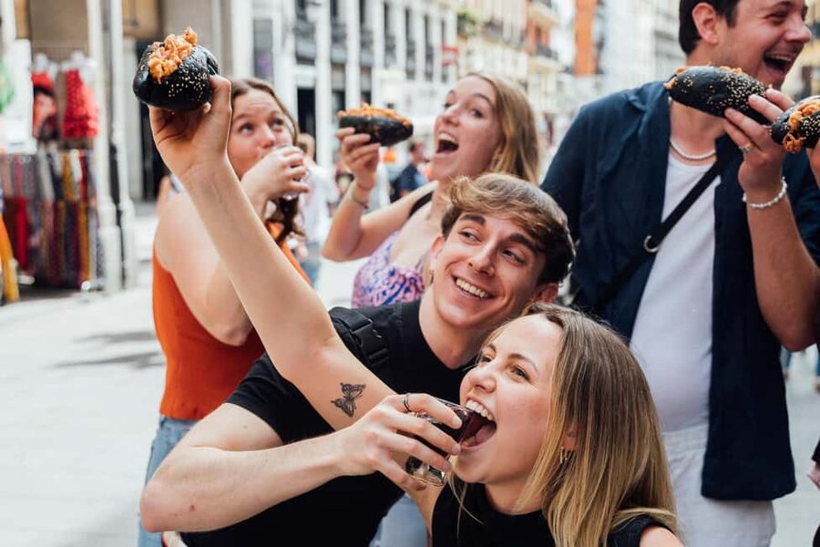 Madrid: Tapas Food Tour with Drinks and Food - What makes the history useful
