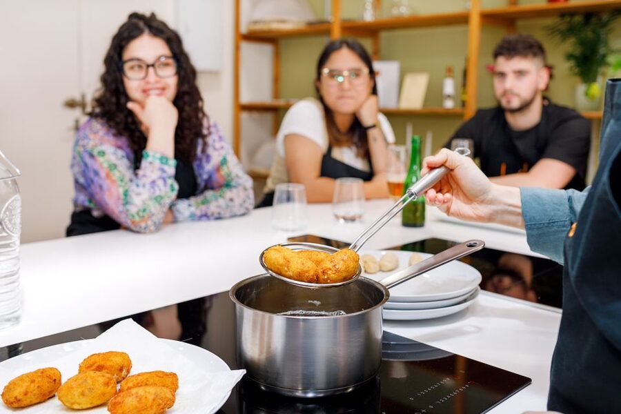 Madrid: Tapas & Paella Cooking Class with Expert Chef - Who should book this Madrid activity?