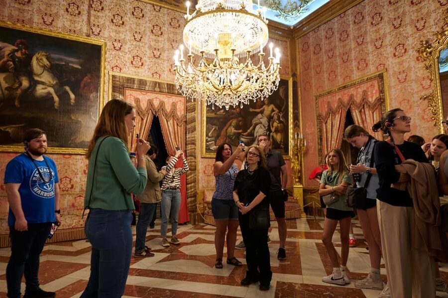Madrid: The Royal Palace Skip-the-line Guided Tour - Languages, accessibility, and group comfort