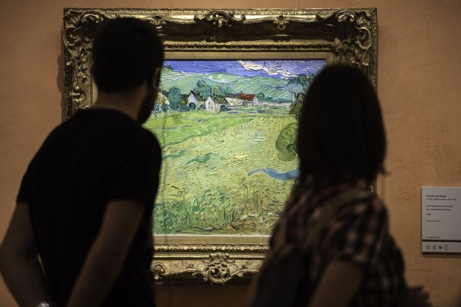 Madrid: Thyssen-Bornemisza Museum Guided Tour & Entry Ticket - A small group changes the museum experience