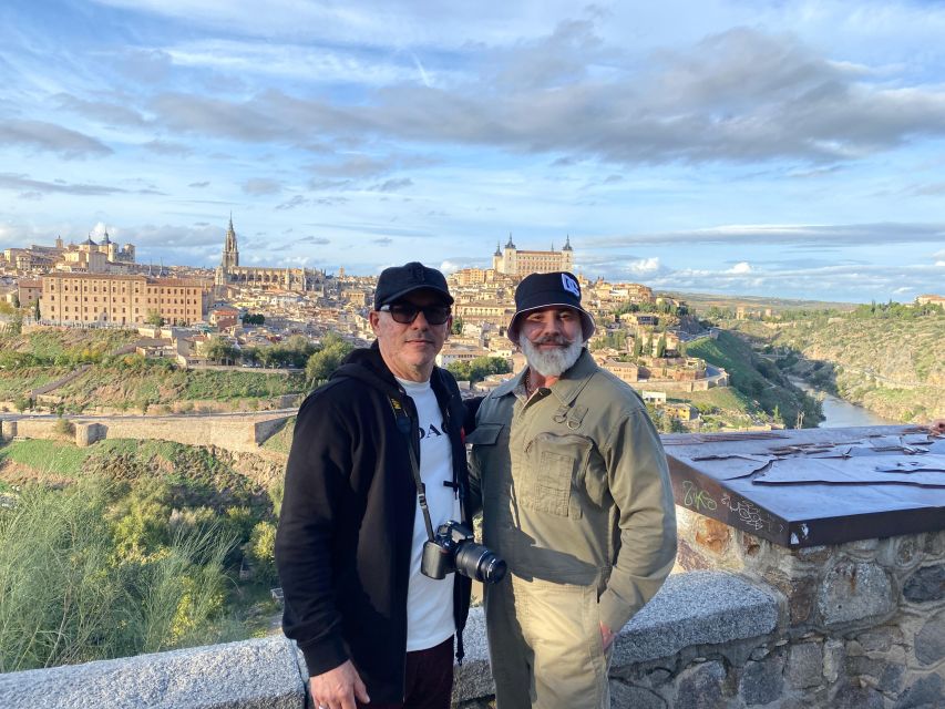 Madrid: Tour Toledo y Segovia, 8 destinos imprescindibles - Santa Cruz Museum and the Mirador del Valle