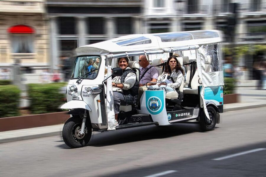 Madrid Tuk Tuk Welcoming Tour - What the two-hour format really gives you