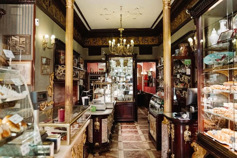 Madrid: Ultimate Food Tour of Local Markets & Tapas - El Riojano and the final pastry