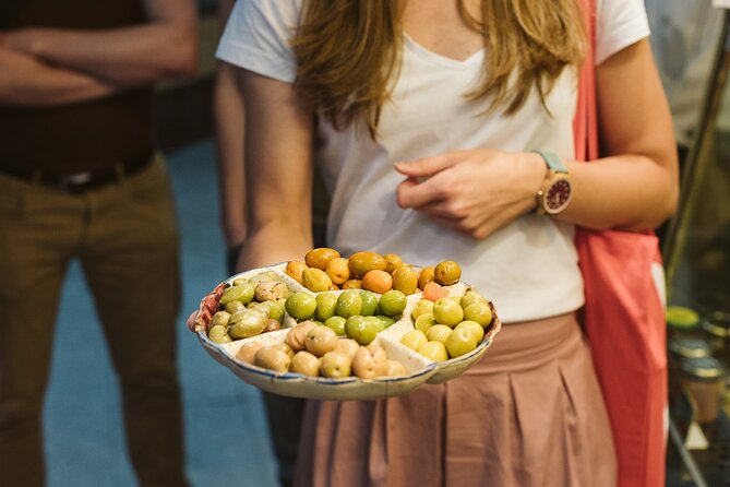 Madrid Ultimate Spanish Cuisine Food Tour - Stop 4: Regional cheese and wine at Casa González