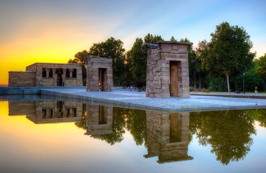 Madrid: VIP Prado Museum & city highlights with Hotel pickup - Templo de Debod and Parque del Oeste