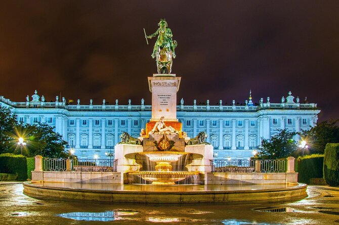 Madrid: VIP Royal Palace & Cathedral with tickets & hotel pickup - A brief visit to Almudena Cathedral