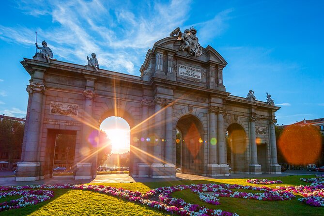 Madrid Walking Tour from Puerta del Sol to Retiro Park - Puerta de Alcalá, the route’s grand gateway