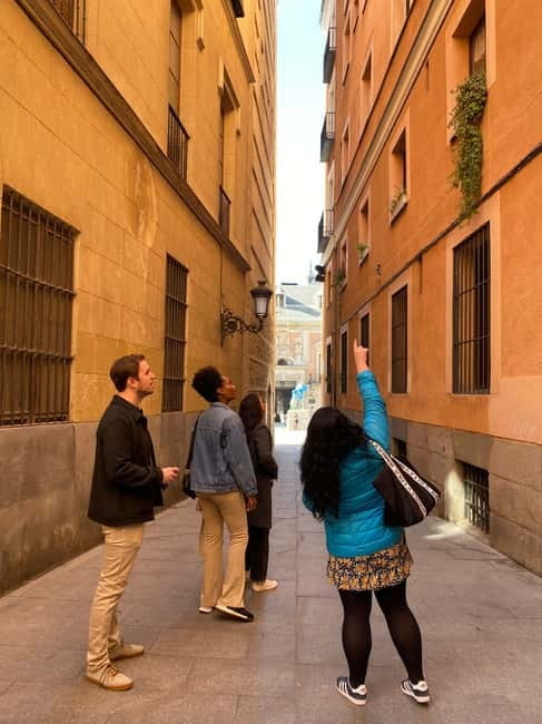 Madrid: Welcome to Madrid Guided Walking Tour - Why this walk is a smart first look at Madrid