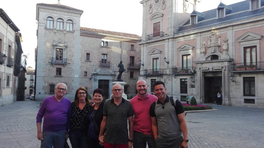 Madrid: Wine & Tapas Lunch tour - Key points at a glance