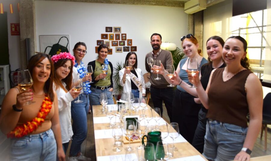 Madrid: Wine Tasting Experience with 4 Spanish Wines - The food pairing and Spanish context