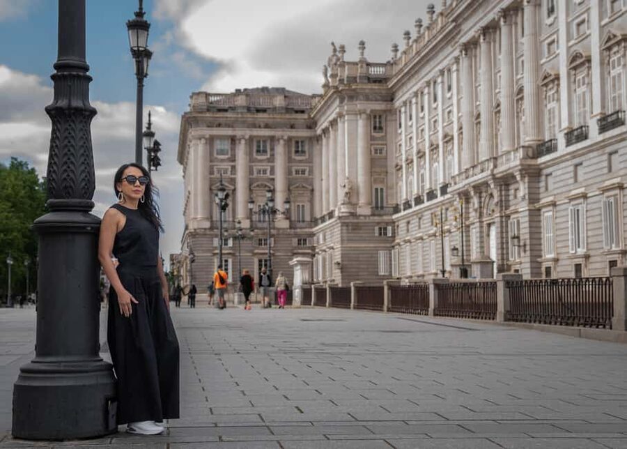Memorable Photographic Tour of Madrid - Practical tips for a smoother session