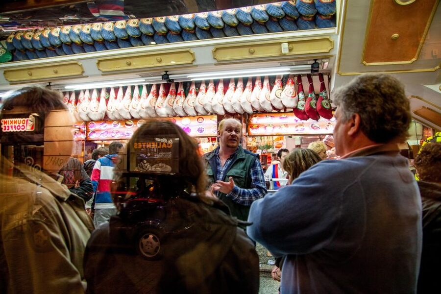Personalised Traditional Madrid Night Tapas and Drinks Tour - The second bar: order according to your appetite