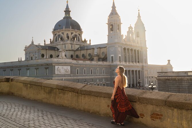 Photographic tour of Madrid with a professional photographer - Finishing among the Sabatini Gardens