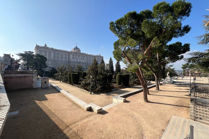 Prado Museum and Royal Palace Private Tour in Madrid - A good choice for families