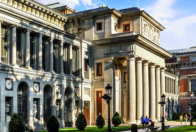 Prado Museum Guided Tour with Skip the Line Ticket in Madrid - Entering the Prado with priority admission