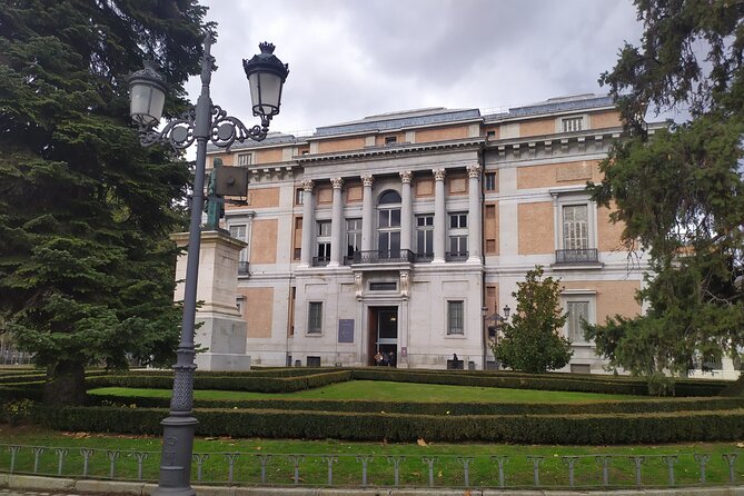 Prado Museum Private Tour in Madrid - Art history made useful, not stuffy