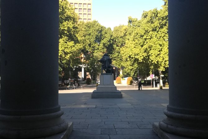 Prado Museum Small Group Tour with Skip the Line Ticket - Velázquez and Goya, the Prado’s essential pair