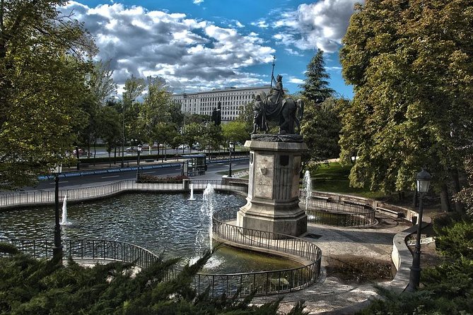 Prado, Reina Sofia & Thyseen Museums Private Tour in Madrid - A private guide changes the pace