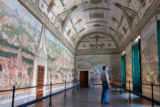 Private 8-hour Tour of Madrid + Escorial Monastery & Valley of the Fallen - Guide quality matters more than luxury here