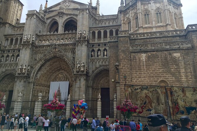 Private Full-Day Guided Tour from Madrid to Toledo in a Luxury Vehicle - El Greco’s masterpiece at Santo Tomé