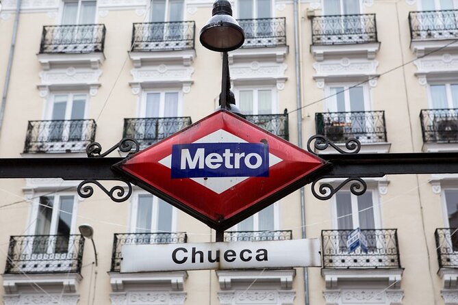Private Group Walking Tour: Secrets of Madrid - Royal Palace and Plaza de Oriente