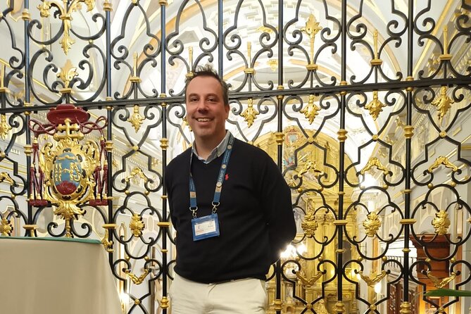 Private Guided Tour in Toledo with Ricardo Guia Oficial Toledo - Plaza del Salvador and a 10th-century well