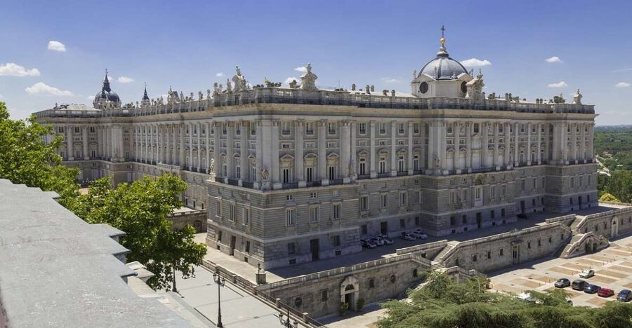 Private guided tour Royal Palace & Royal Collections Gallery - The Royal Palace, from the grand staircase to the King’s apartments
