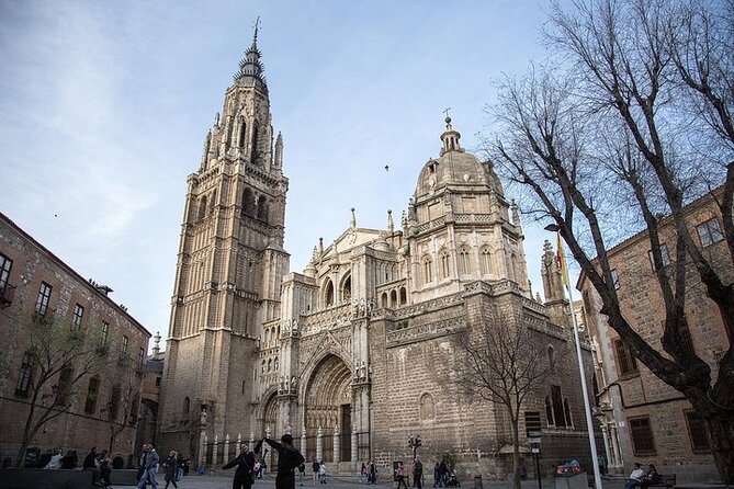 Private: Guided visit to the Toledo Cathedral - Finding the yellow mailbox in Zocodover Square