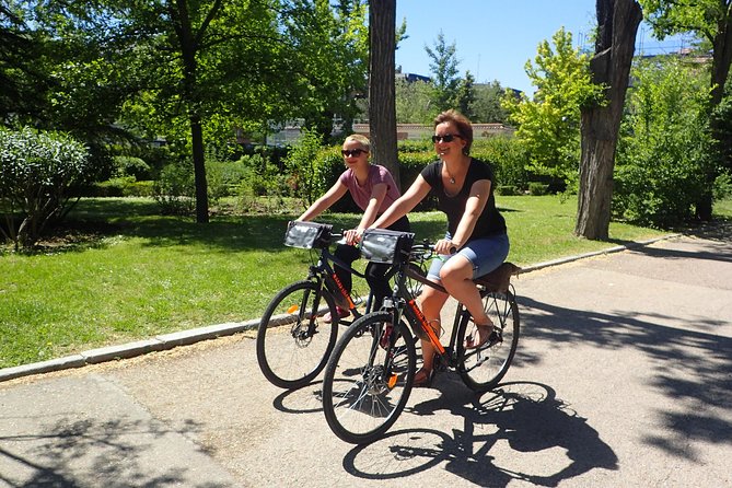 Private Madrid City Tour | Regular Bike/E-Bike | Groups from 32€ - Key points to know before you book