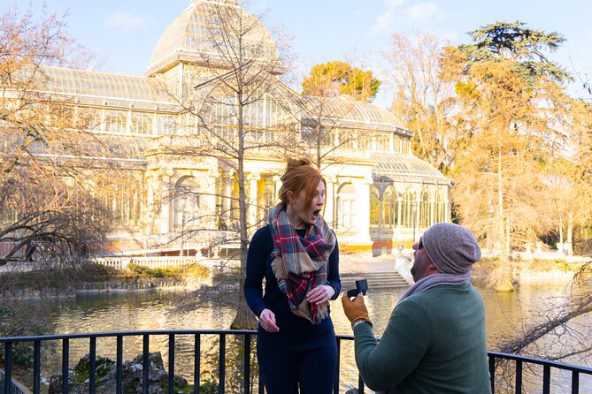 Private Photo Session Tour for Couples in Madrid - Sabatini Gardens provide a softer finish