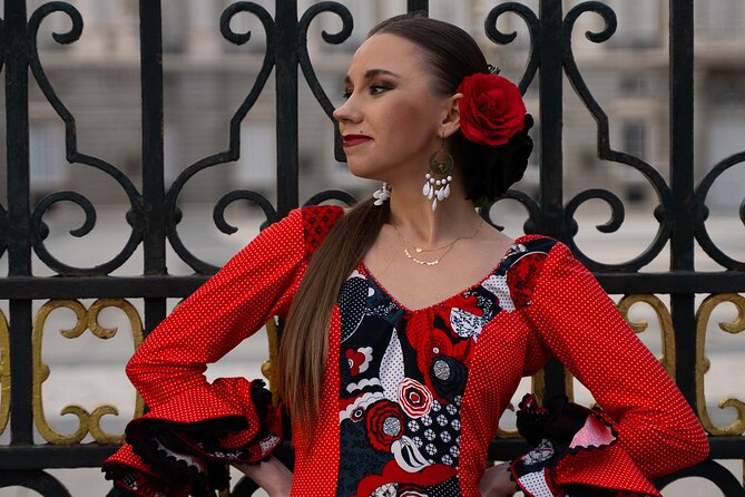 Private Photography Tour of Madrid - Plaza de la Villa shifts the mood to old Madrid