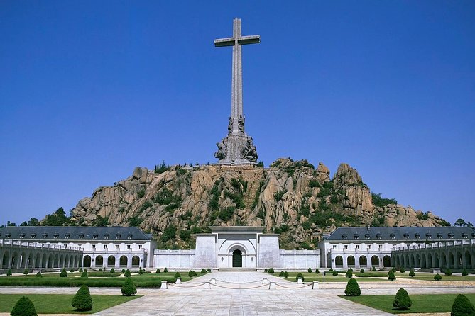 Private Tour El Escorial and The Valley of the Fallen from Madrid - Why these two sites belong together