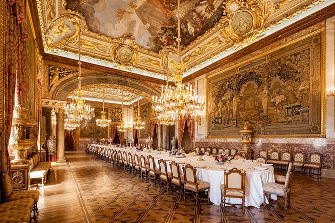 Private Tour: Madrid and The Royal Palace - What the Mercedes setup adds
