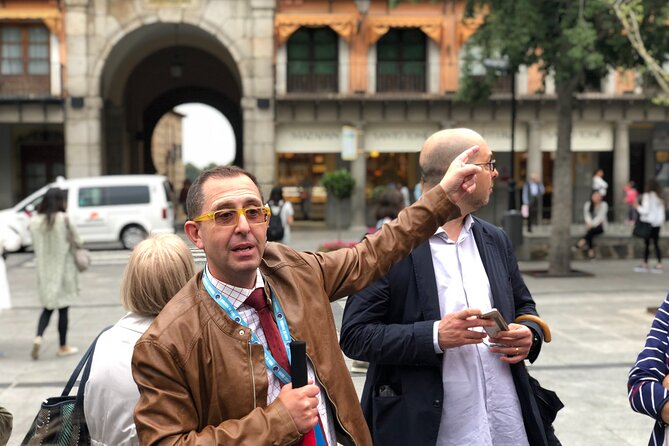 Private Tour to Toledo from Madrid with skip-the-line ticket to the Cathedral - Walking through the Jewish Quarter