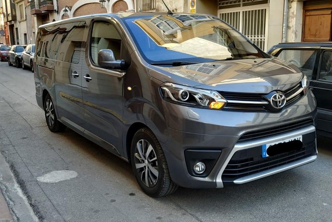 Private Transfer Madrid Barajas Airport to Madrid in Vans up to 7 Passengers - Key points to know before booking