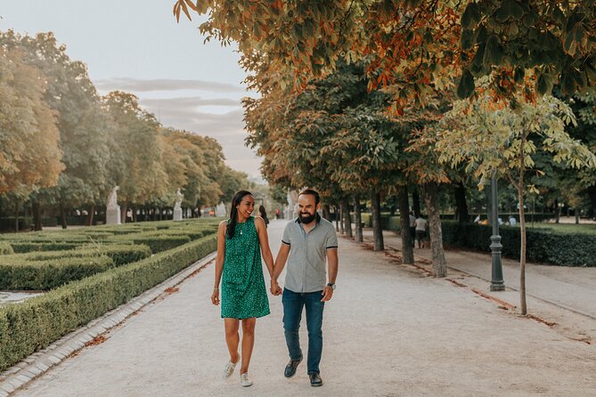 Private Vacation Photography Session with Photographer in Madrid - Should you book the Madrid photo session?