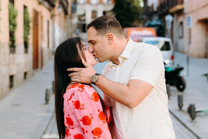 Private Vacation Photoshoot with Photographer in Madrid - Is $142.97 per person good value?