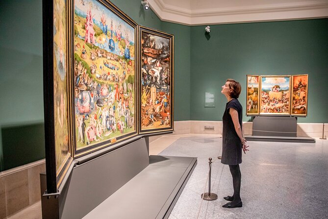 PRIVATE VIP : Prado Museum with an Art expert. Tickets & skip line - Velázquez and the Prado’s essential painting