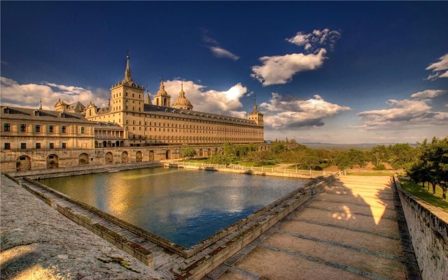 Private VIP visit El Escorial Palace, Monastery and Gardens - Key points to know before booking